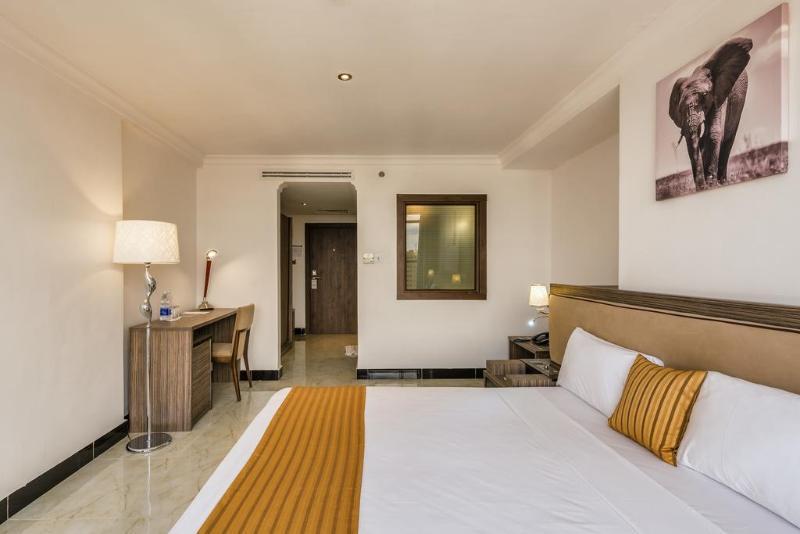 Golden Tulip Dar Es Salaam City Center Hotel Εξωτερικό φωτογραφία