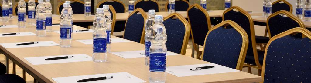 Golden Tulip Dar Es Salaam City Center Hotel Ανέσεις φωτογραφία